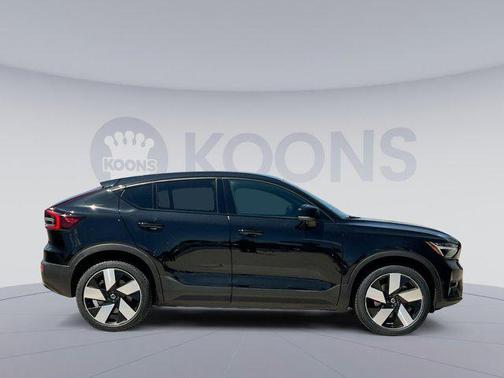 2023 Volvo C40 Recharge Pure Electric Twin Plus