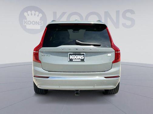 2024 Volvo XC90 Recharge Plug-In Hybrid T8 Plus 6-Seater