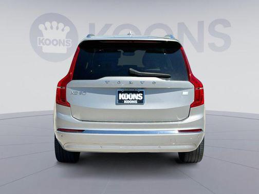 2024 Volvo XC90 Recharge Plug-In Hybrid T8 Plus Bright Theme 7-Seater