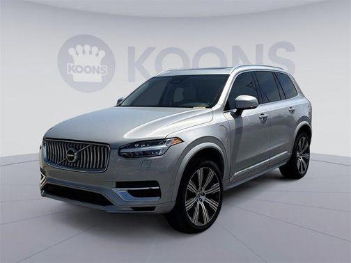2024 Volvo XC90 Recharge Plug-In Hybrid T8 Plus Bright Theme 7-Seater
