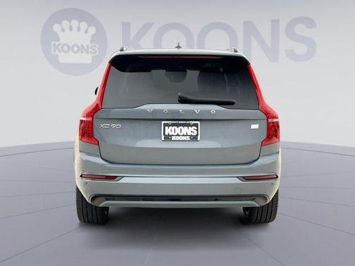 2023 Volvo XC90 Recharge Plug-In Hybrid T8 Ultimate Dark Theme 7-Seater