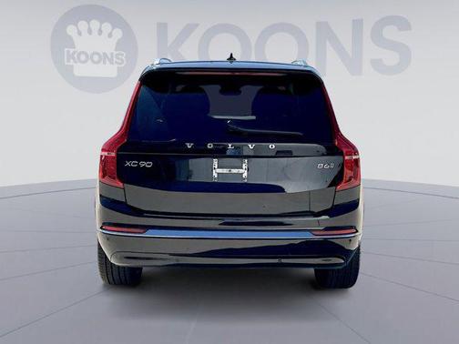 2023 Volvo XC90 B6 Ultimate 6-Seater