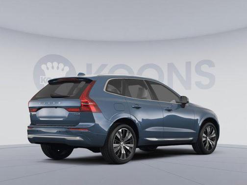 2023 Volvo XC60 B5 Plus Bright Theme