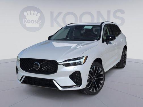 2026 Volvo XC60 B5 Ultra