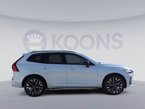 2026 Volvo XC60 B5 Ultra