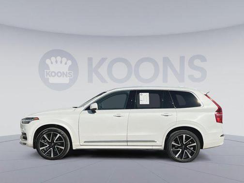 2024 Volvo XC90 B5 Plus Bright Theme