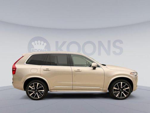 2024 Volvo XC90 B6 Plus Bright Theme 7-Seater