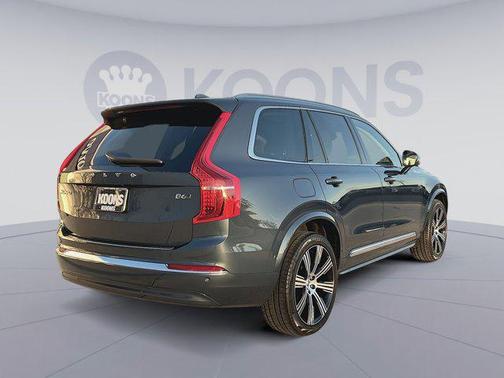 2024 Volvo XC90 B6 Ultimate Bright Theme 7-Seater
