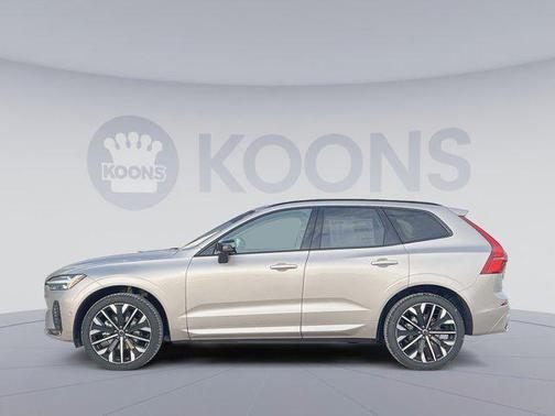 2026 Volvo XC60 B5 Ultra