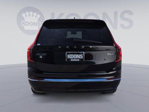 2026 Volvo XC90 B6 Plus 7-Seater