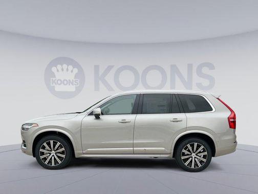 2025 Volvo XC90 B6 Plus 7-Seater