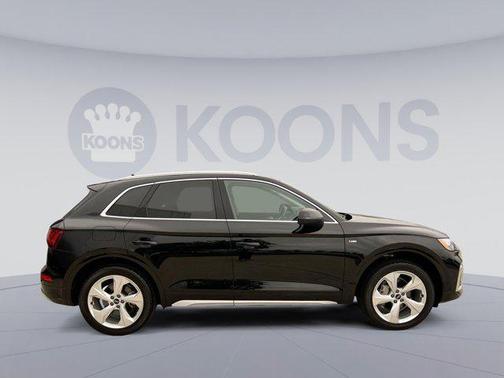 2022 Audi Q5 45 S line Premium Plus