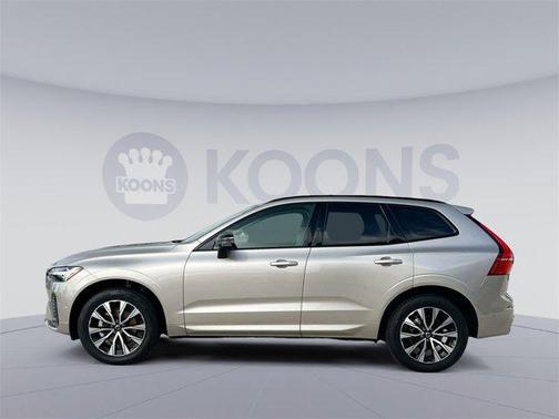 2024 Volvo XC60 B5 Plus Dark Theme