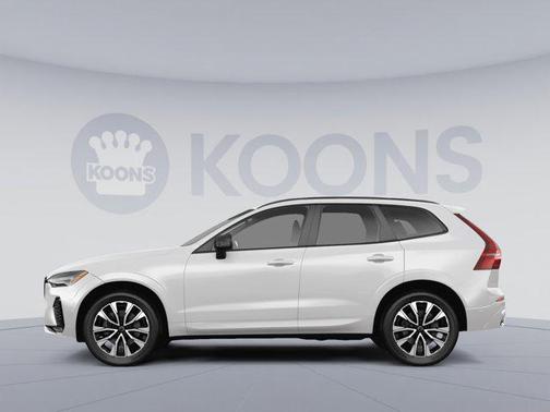 2025 Volvo XC60 B5 Plus