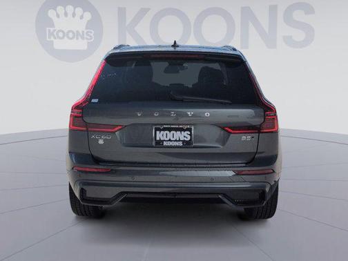 2026 Volvo XC60 B5 Ultra