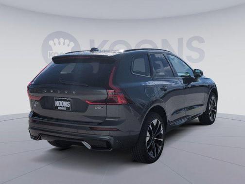 2026 Volvo XC60 B5 Ultra