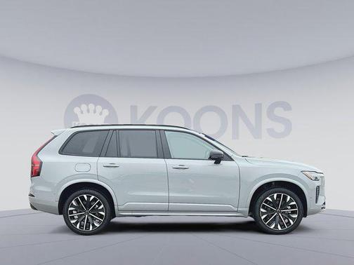 2026 Volvo XC90 Ultra Dark Theme, B6 AWD Gas (mild hybrid), Gasoline, 7 Seats