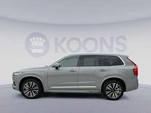 2025 Volvo XC90 Plug-In Hybrid T8 Plus 7-Seater
