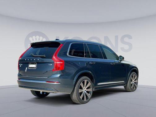 2025 Volvo XC90 Plug-In Hybrid T8 Plus 7-Seater
