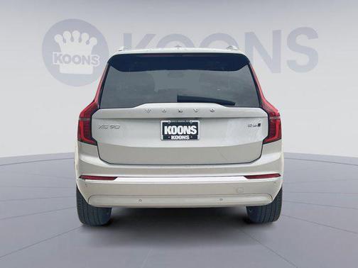 Silver 2025 Volvo XC90 B6 Plus 7-Seater