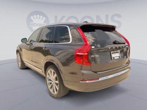 2023 Volvo XC90 B6 Plus 6-Seater