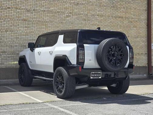 2025 GMC HUMMER EV SUV 2X