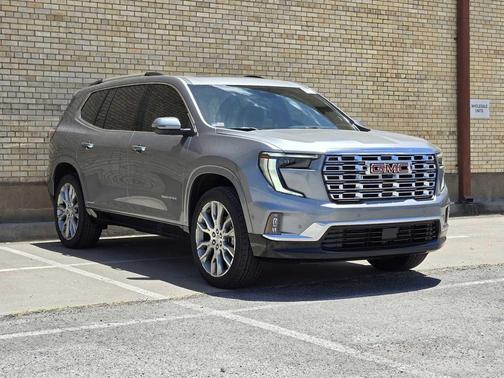 2025 GMC Acadia Denali