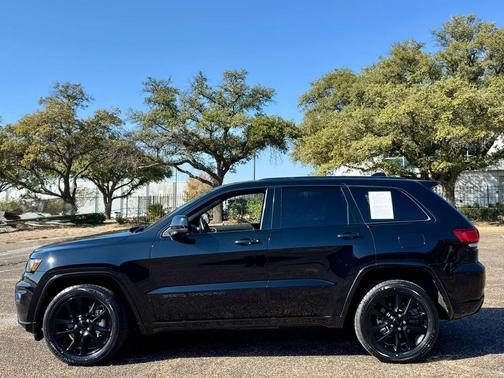 2021 Jeep Grand Cherokee Laredo