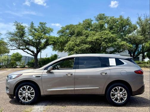 Pepperdust Metallic 2018 Buick Enclave Avenir