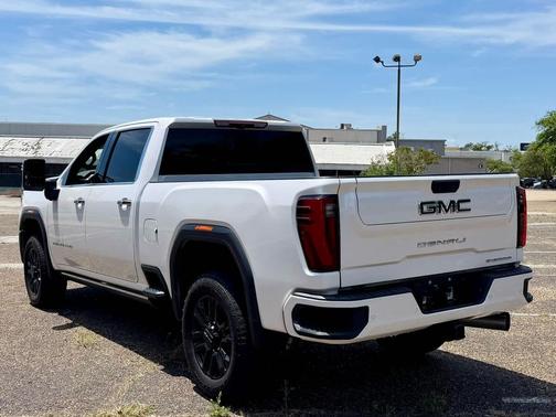 White Frost Tricoat 2025 GMC Sierra 2500 Denali Ultimate