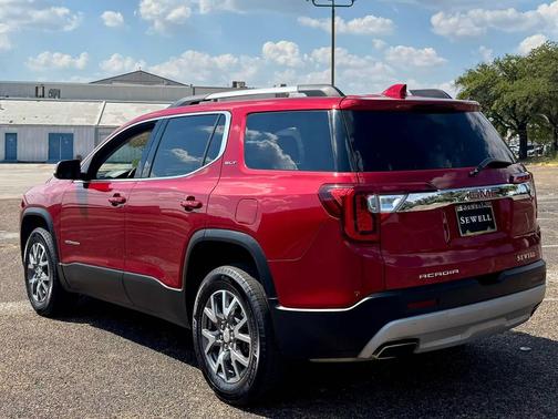 2023 GMC Acadia FWD SLT