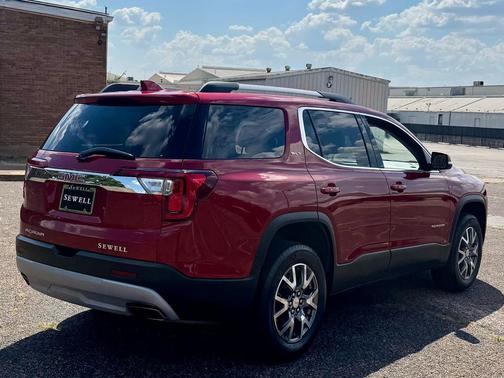 2023 GMC Acadia FWD SLT