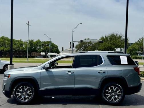 2023 GMC Acadia FWD SLT
