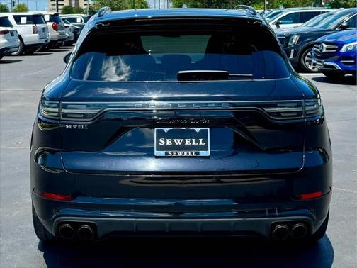 2021 Porsche Cayenne Turbo
