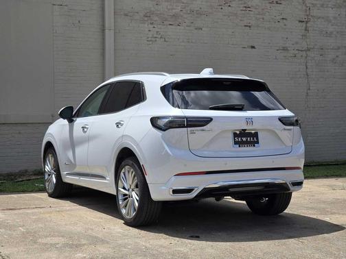 Iridescent White Tricoat 2026 Buick Envision Avenir AWD