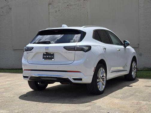 Iridescent White Tricoat 2026 Buick Envision Avenir AWD