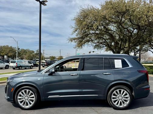 2020 Cadillac XT6 Premium Luxury FWD