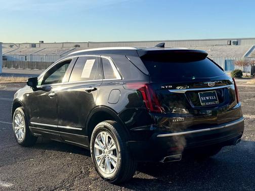 2022 Cadillac XT5 Luxury
