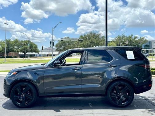 2024 Land Rover Discovery Metropolitan Edition