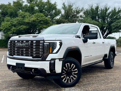 White Frost Tricoat 2024 GMC Sierra 2500 Denali Ultimate