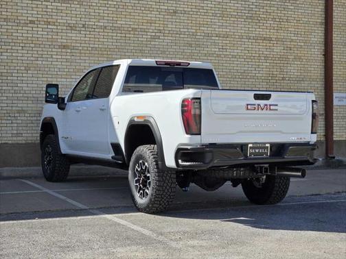 2025 GMC Sierra 2500 AT4