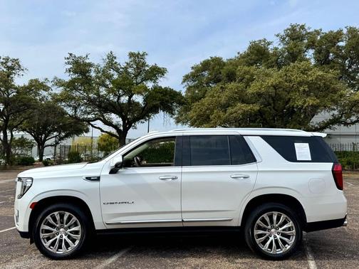 2022 GMC Yukon Denali
