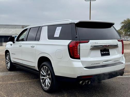 2022 GMC Yukon XL Denali