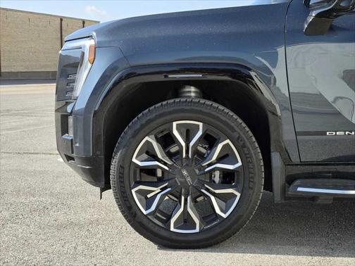 2025 GMC Sierra EV Extended Range Denali
