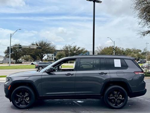 2022 Jeep Grand Cherokee L Altitude