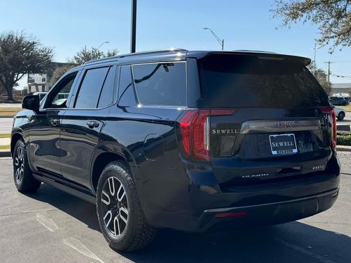 2021 GMC Yukon 4WD AT4