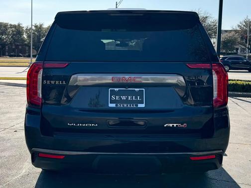 2021 GMC Yukon 4WD AT4