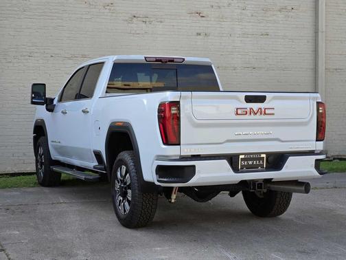 2026 GMC Sierra 2500 Denali