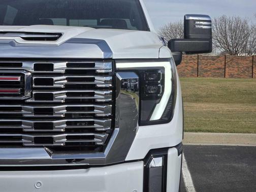 2026 GMC Sierra 2500 Denali