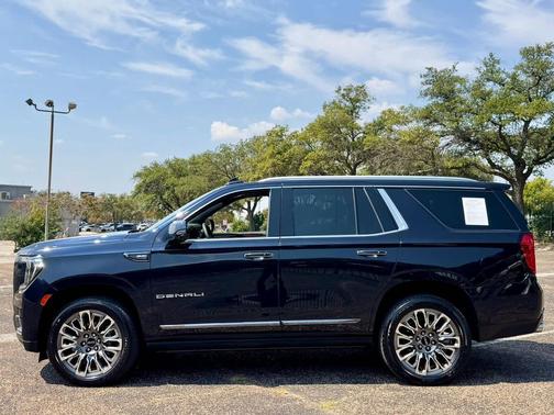 Midnight Blue Metallic 2023 GMC Yukon Denali Ultimate